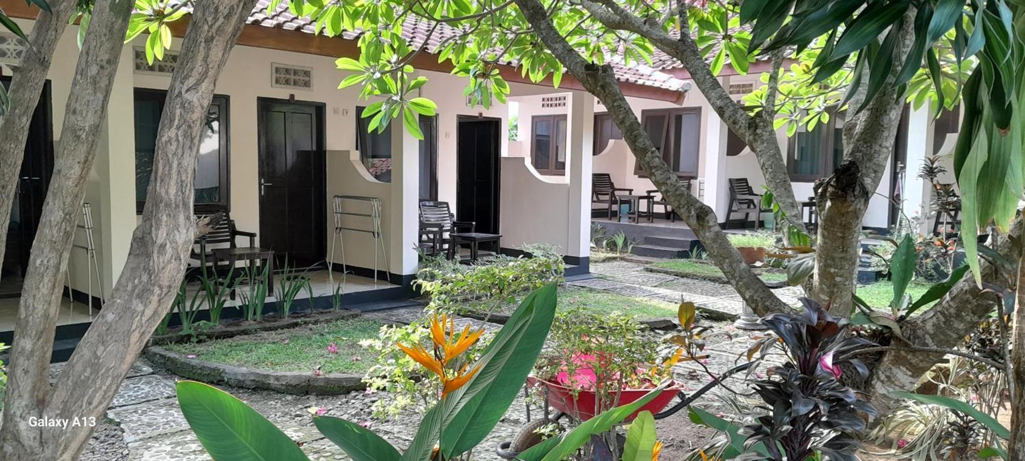 Indah Homestay And Cooking Classes Senggigi Exteriör bild