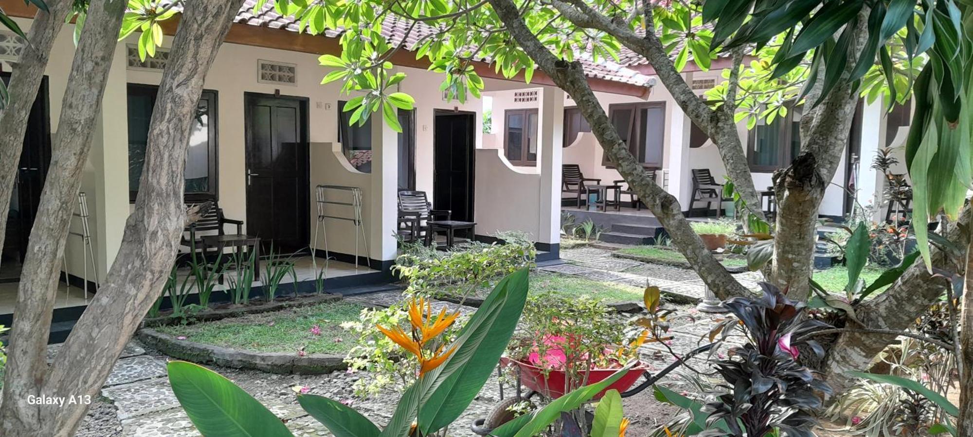 Indah Homestay And Cooking Classes Senggigi Exteriör bild