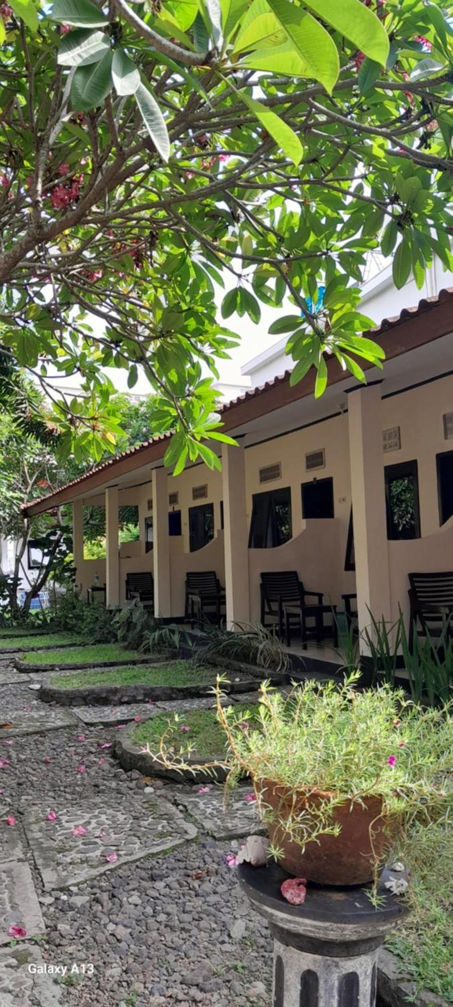 Indah Homestay And Cooking Classes Senggigi Exteriör bild