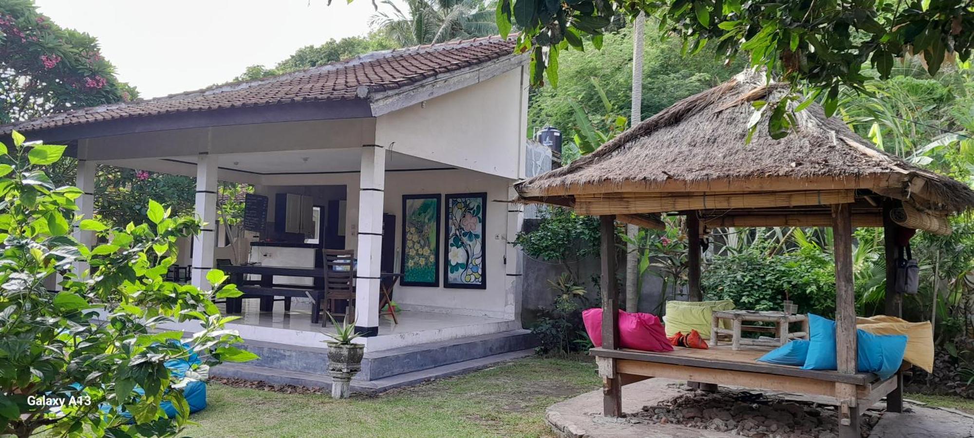 Indah Homestay And Cooking Classes Senggigi Exteriör bild