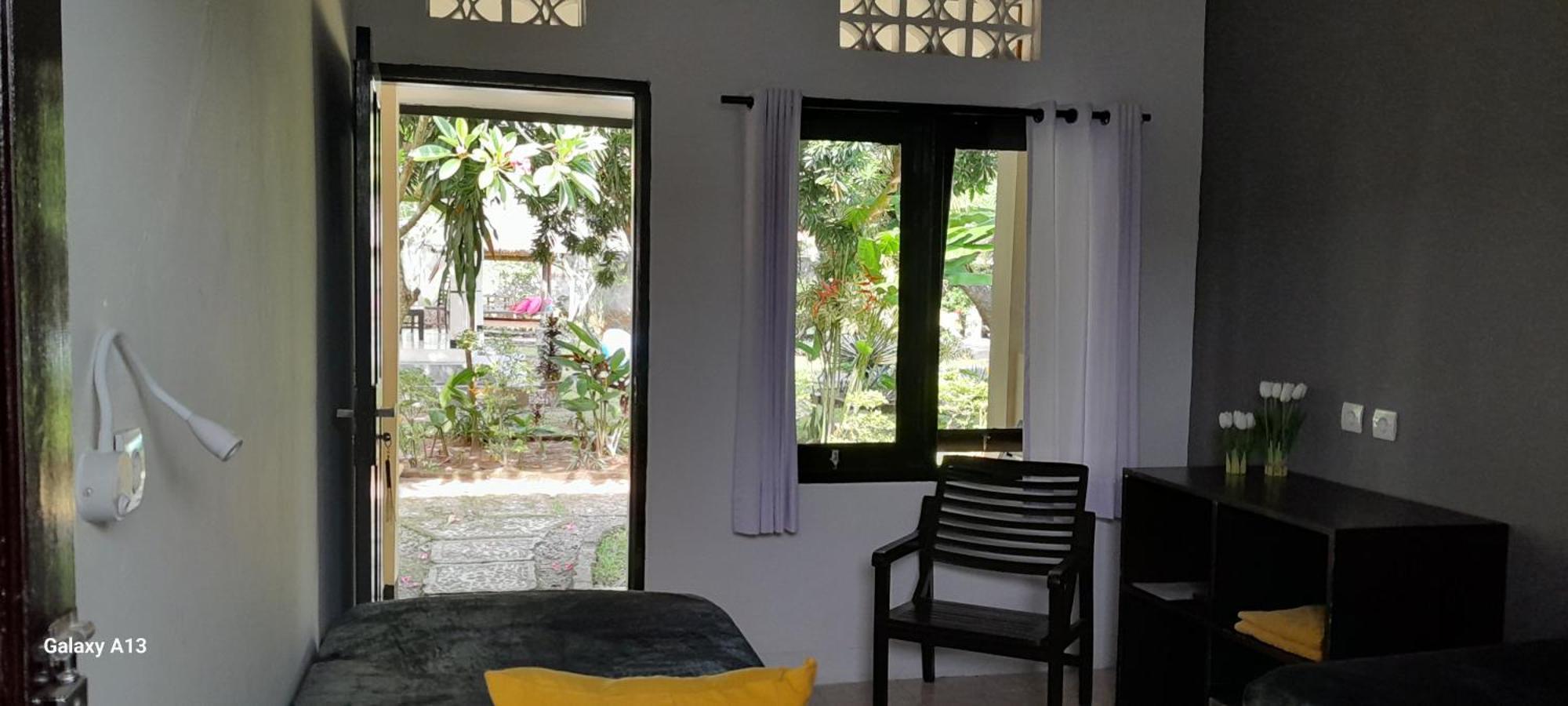 Indah Homestay And Cooking Classes Senggigi Exteriör bild